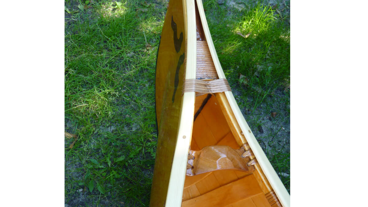 Wooden Canoe - Frame A Class - detail front